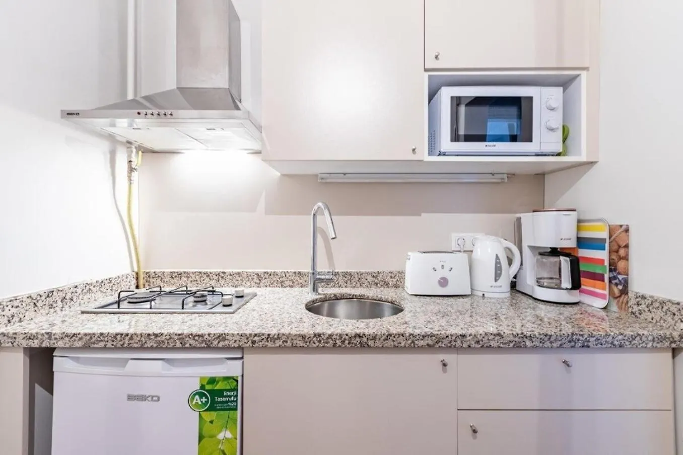 דירה איסטמבול Bright Charming 2Bd15Bath Galatatower Home! #257