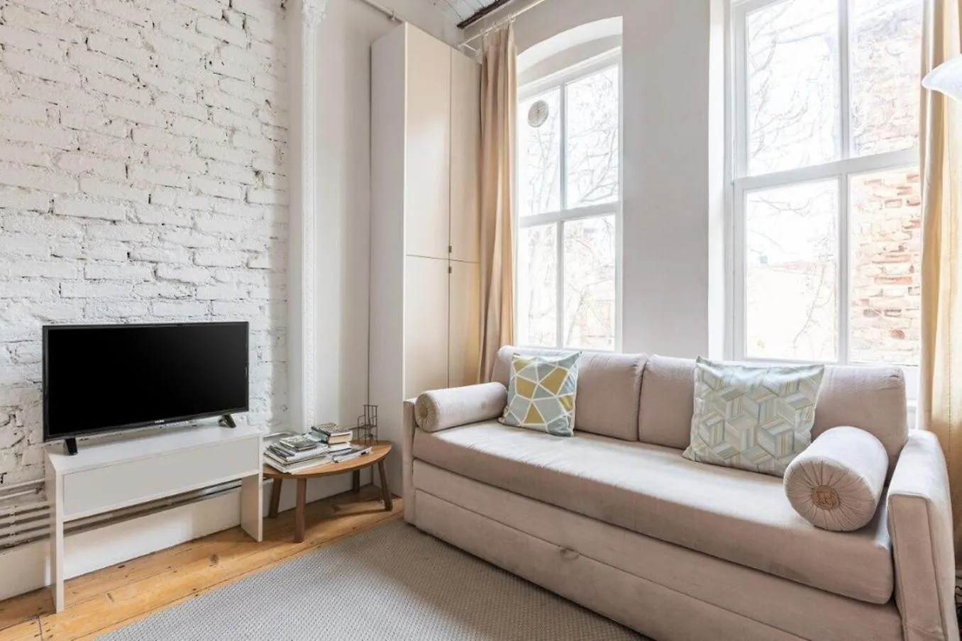 Bright Charming 2Bd15Bath Galatatower Home! #257 Istanbul Turkey