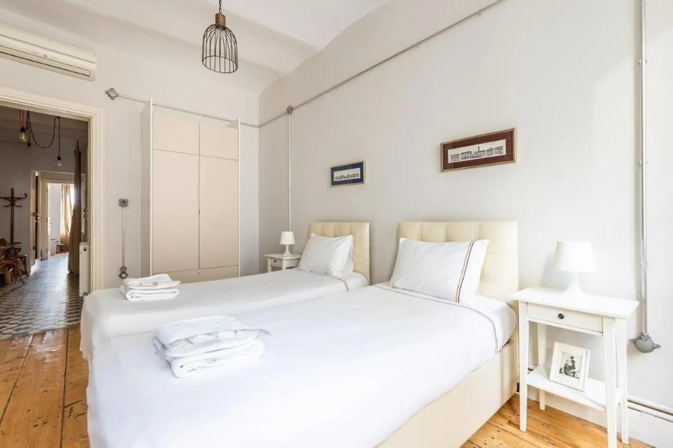 Bright Charming 2Bd15Bath Galatatower Home! #257 Istanbul 0*,  Turkey