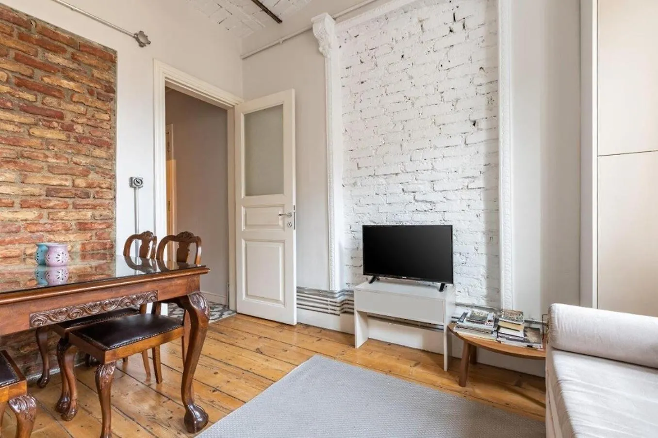 Bright Charming 2Bd15Bath Galatatower Home! #257 Istanbul Apartment